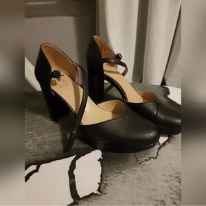 Naturalizer Bandele Pump NIB